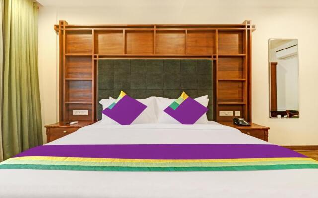 Treebo Premium Vahada