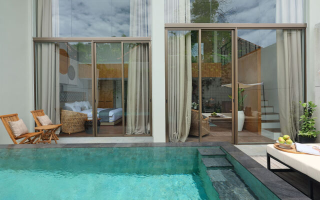 Kayumas Seminyak Resort