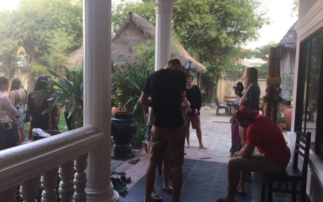 Le René Angkor Boutique