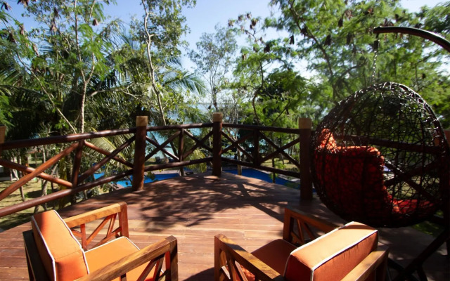 Mia Bacalar Luxury Resort & Spa