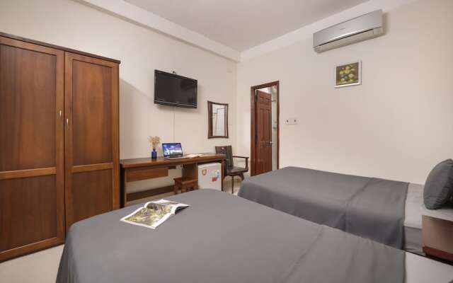 Rustic Hotel Danang