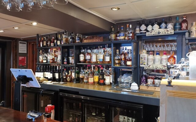 The Whistlefield Inn
