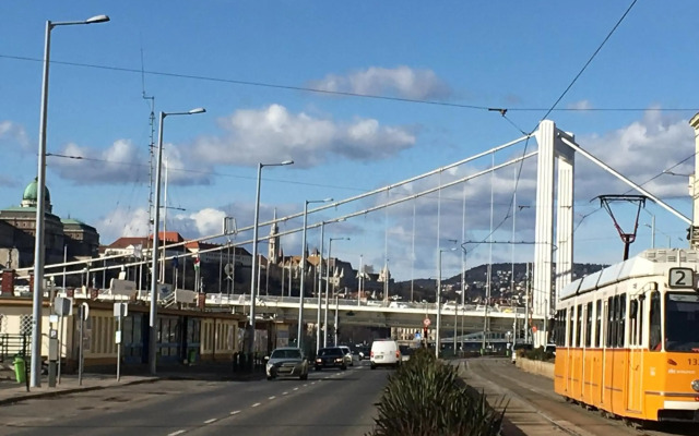 Green Pearl Apartment