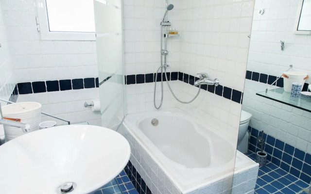 Gorgeous apartment in Piraeus