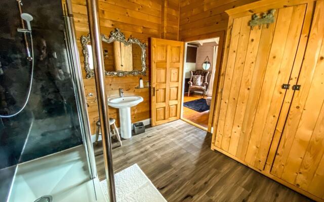 Beautiful 3-bed Luxury Private Lodge in York