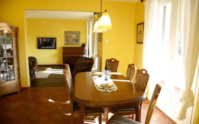 Apartment Ema