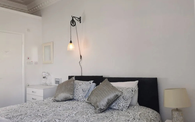The Thoresby Guest House Scarborough