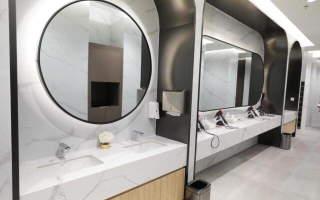 Crowne Plaza Shenzhen Futian by IHG