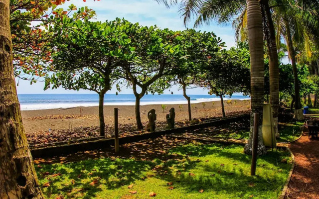 Marea Brava Hotel & Villas