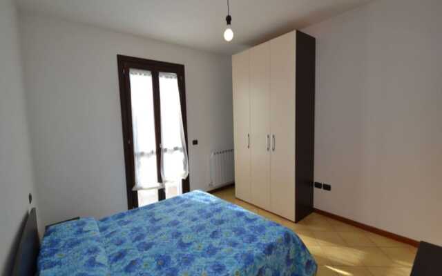 Spacious Apartment Close to the Beach - Beahost
