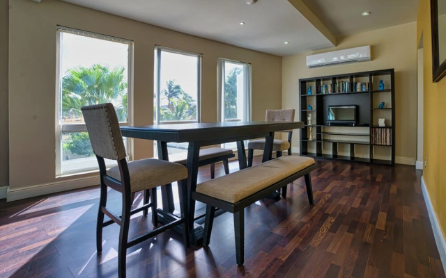 Direct Ocean Front Villa With Private Pool + View! Boca Catalina Malmok!