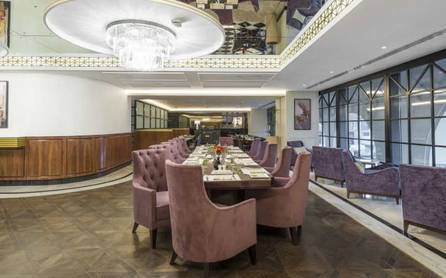 The Hotel Galleria Jeddah, Curio Collection by Hilton