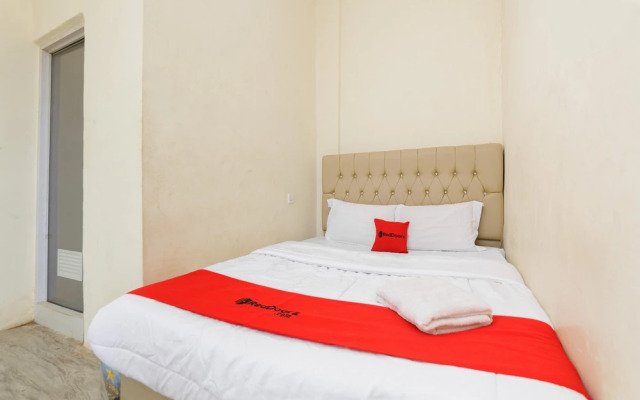 RedDoorz @ Cikitsu Batam