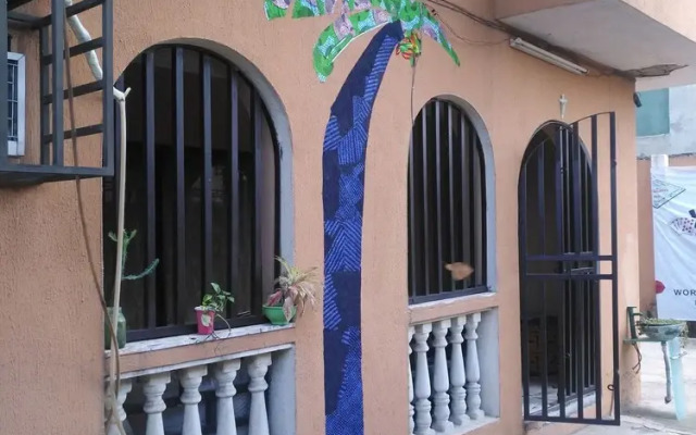 Room in House - The Village Apartments, Gbagada