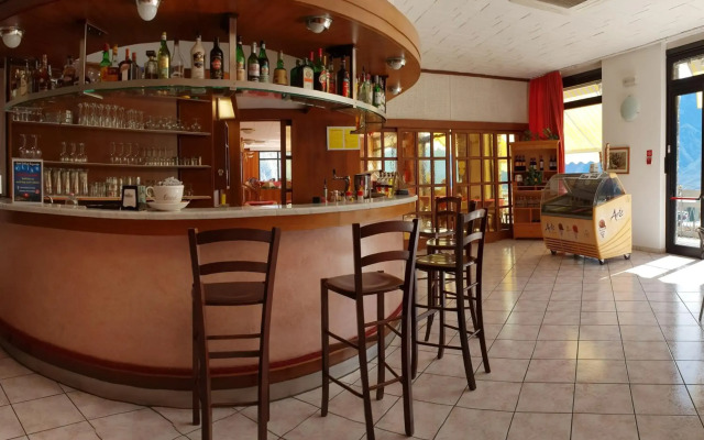 Hotel Bazzanega