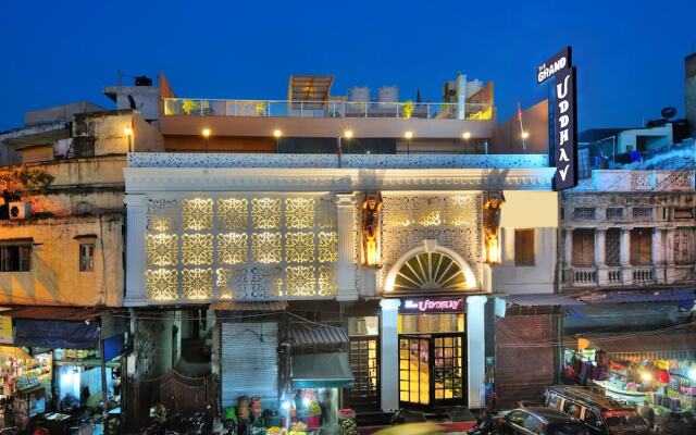 Vaccinated Staff- Capital O 43116 Hotel Grand