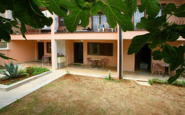 Apartments Neda I - Poreč South