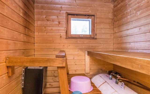 Lomapesä 10a