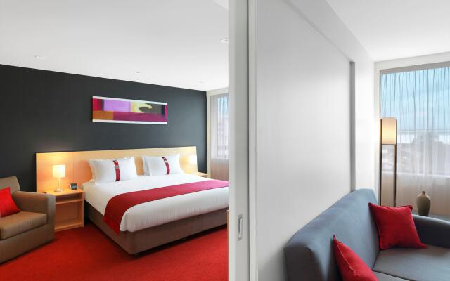 Holiday Inn Melbourne Airport, an IHG Hotel