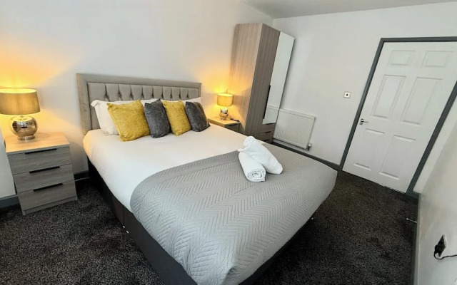 The Victoria Family Apartment 202