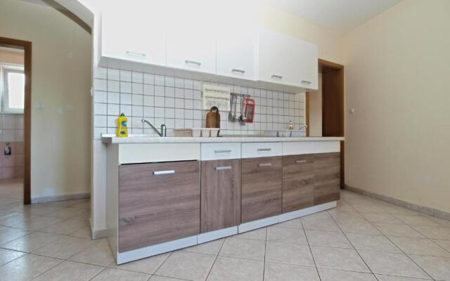 Apartments Anto 1598