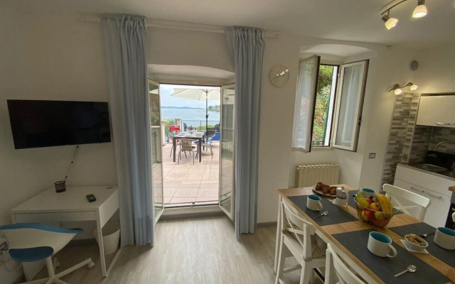 Internazionale Apartment in Feriolo With Lake View and Terrace