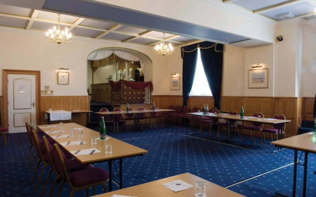 Royal Victoria Hotel