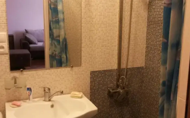 Hrachya Kochar 1 apt 22