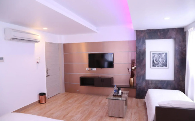 Hotel Sree Shai International