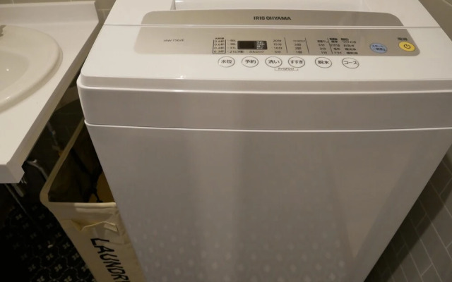 7 Rooms Hotel & Cafe