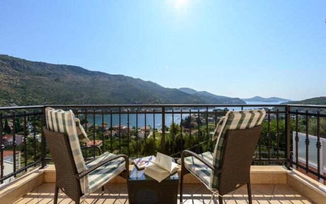 Villa Sana Via