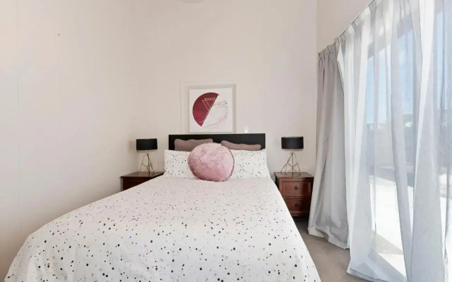 Sunnyside Spa Retreat - Mangawhai Holiday Home