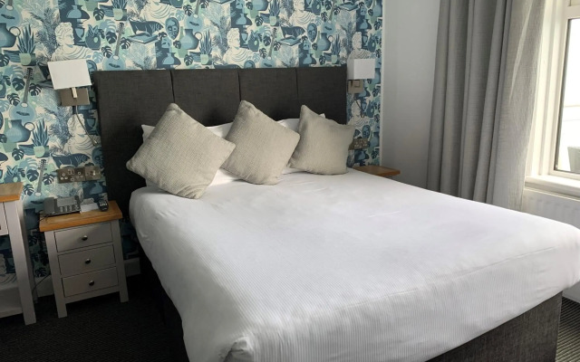 The Cumberland Hotel - OCEANA COLLECTION