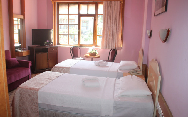 Hotel Karyatit Kaleiçi