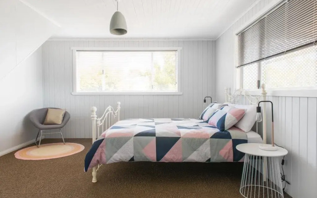 Bridport Holiday House