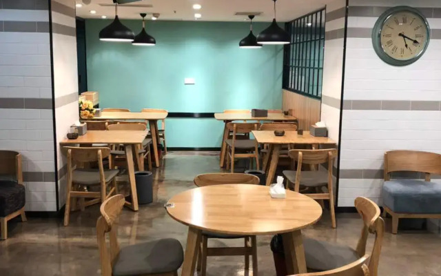 Elan Hotel (Nanjing Xinjiekou Wangfu Street)