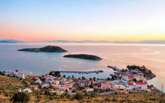 Megara Hotel