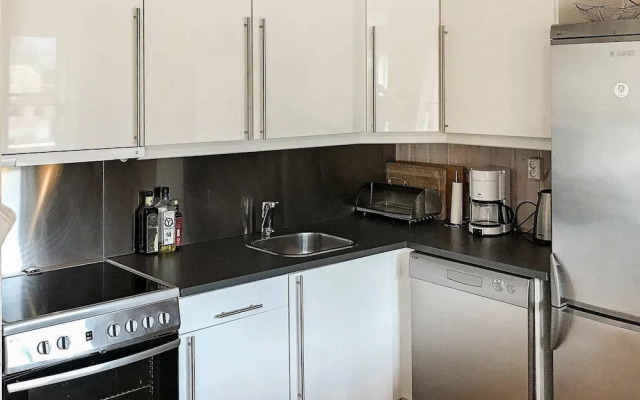 8 Person Holiday Home in Skulestadmo