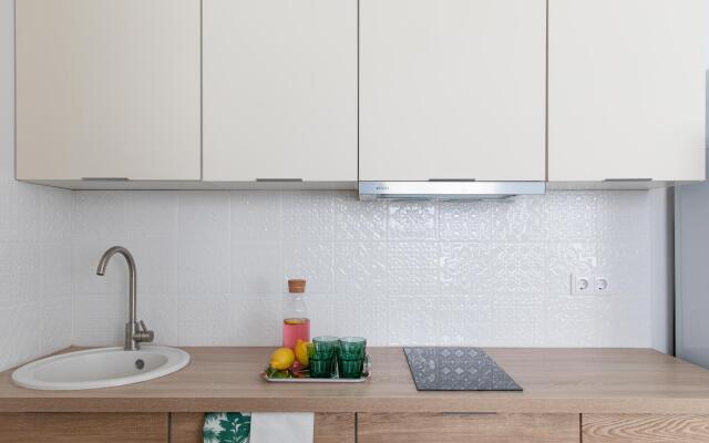 Apartment A33
