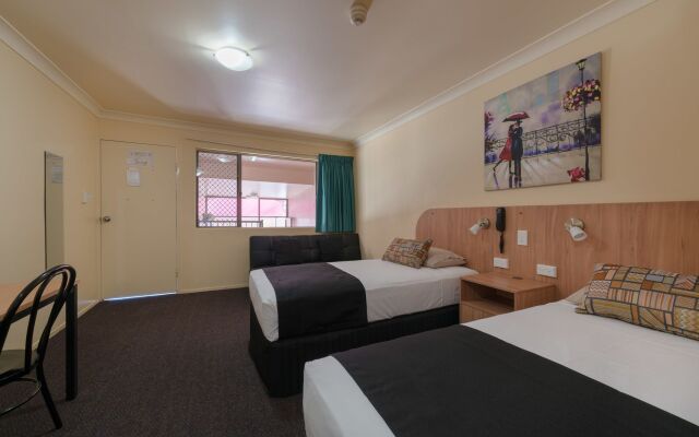 Winter Sun Motel