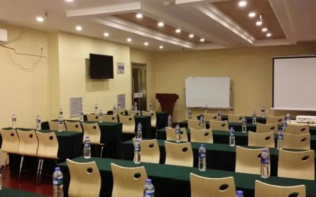 Lantuo Business Hotel