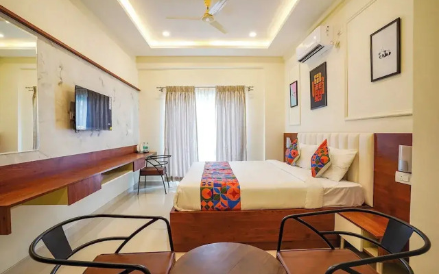 Fabhotel Memories Inn