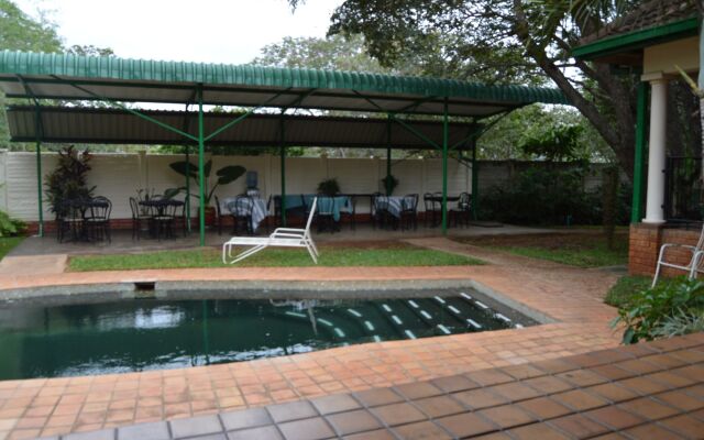 Livingstone Lodge