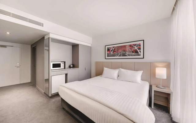Travelodge Hotel Melbourne Docklands