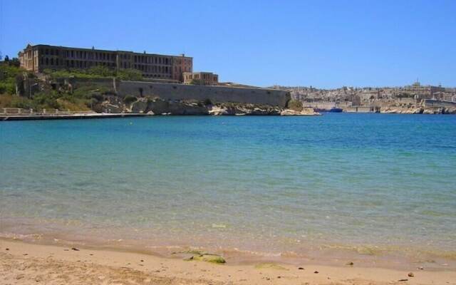 Fort St Angelo Mansions, Harbour Views Apartment