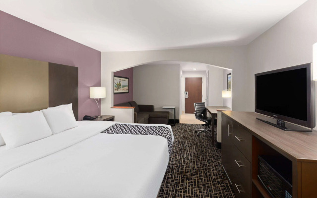 La Quinta Inn & Suites by Wyndham Snellville-Stone Mountain