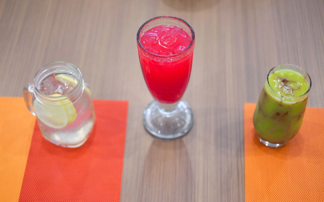 De La Charis Hotel by Waringin Hospitality