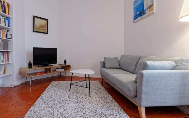 Castellane Private Apartment