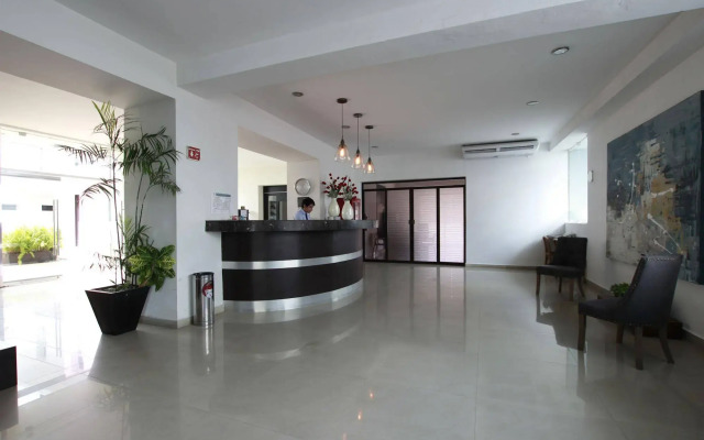 Hotel Embajadores