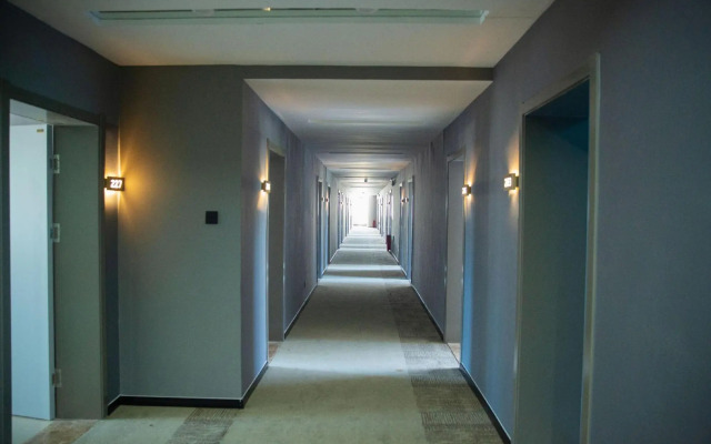 Home Inn Bobai Cloud (Haiyang Jinhailuo Plaza)